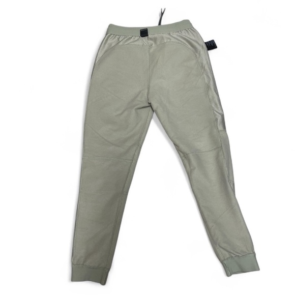 The North Face W Tekware Women's
Tea Green Joggers Size Small - Picture 14 of 16